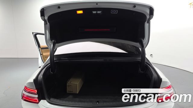 Genesis G80 2025 — photo 24