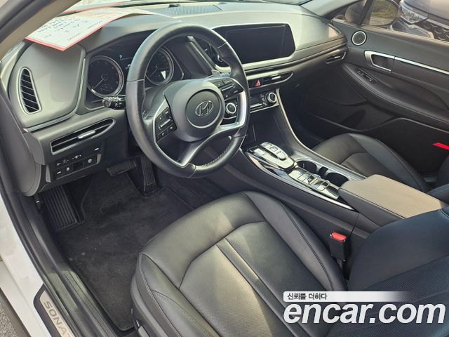 Hyundai Sonata 2022 — photo 8