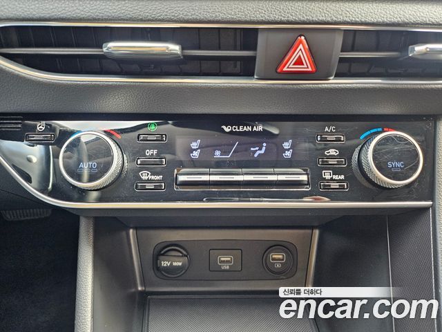 Hyundai Sonata 2022 — photo 11
