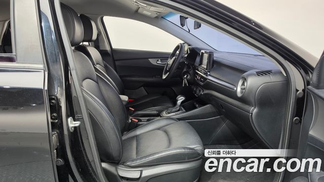 Kia K3 2019 — photo 11