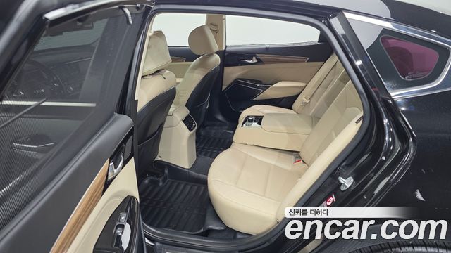 Kia K7 2017 — photo 11