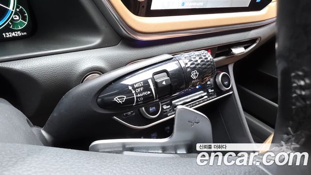 Hyundai Sonata 2020 — photo 27