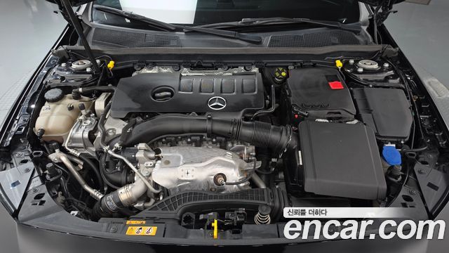 Mercedes-Benz A-Class 2021 — photo 6