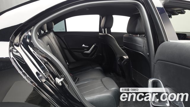 Mercedes-Benz A-Class 2021 — photo 17