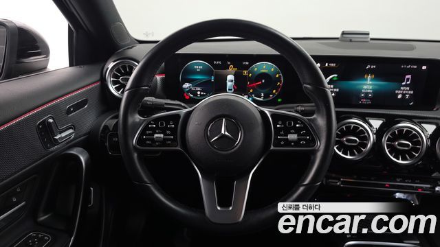Mercedes-Benz A-Class 2021 — photo 18