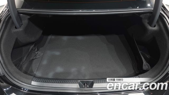Mercedes-Benz A-Class 2021 — photo 23