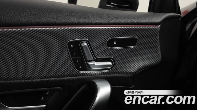 Mercedes-Benz A-Class 2021 — photo 24