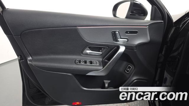 Mercedes-Benz A-Class 2021 — photo 14