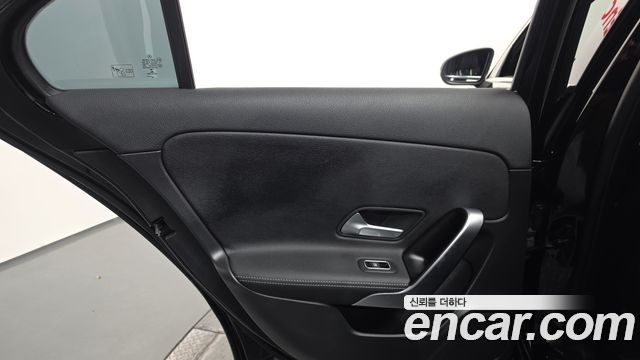 Mercedes-Benz A-Class 2021 — photo 15