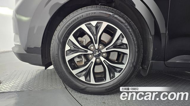 Kia Canival 2023 — photo 5