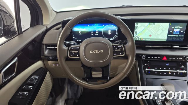 Kia Canival 2023 — photo 19
