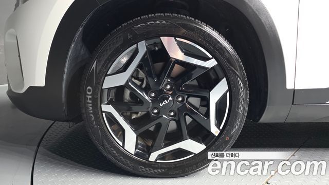 Kia Seltos 2023 — photo 5