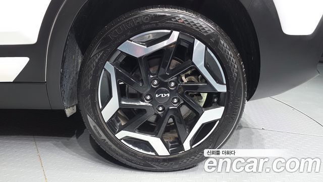 Kia Seltos 2023 — photo 7