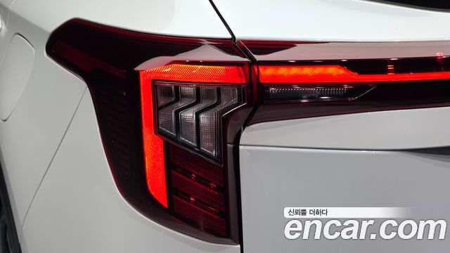 Kia Seltos 2023 — photo 9