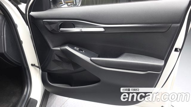 Kia Seltos 2023 — photo 14