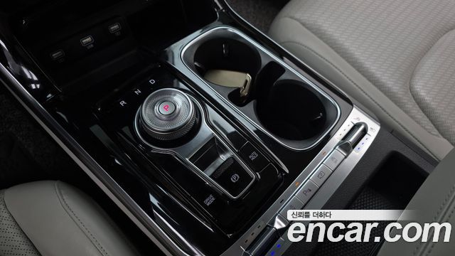 Kia Canival 2021 — photo 12