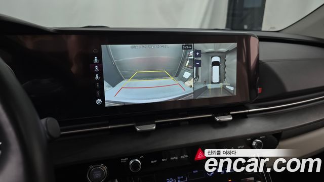 Kia Canival 2021 — photo 20