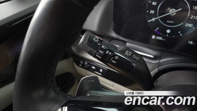 Kia Canival 2021 — photo 33