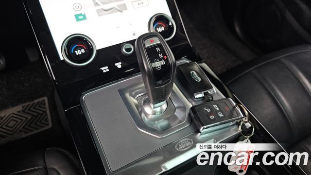 Land Rover Range Rover Evoque 2020 — photo 12
