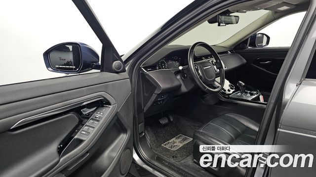 Land Rover Range Rover Evoque 2020 — photo 13