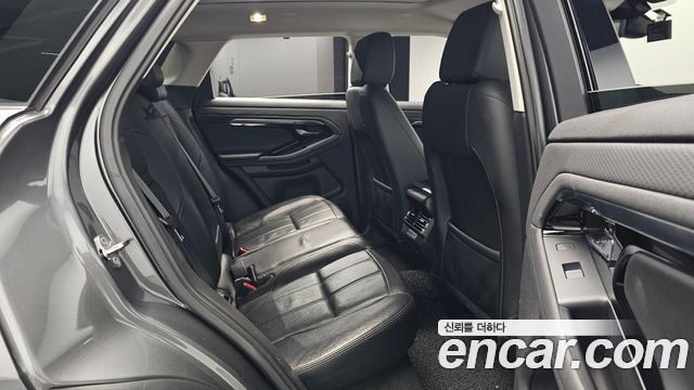 Land Rover Range Rover Evoque 2020 — photo 17