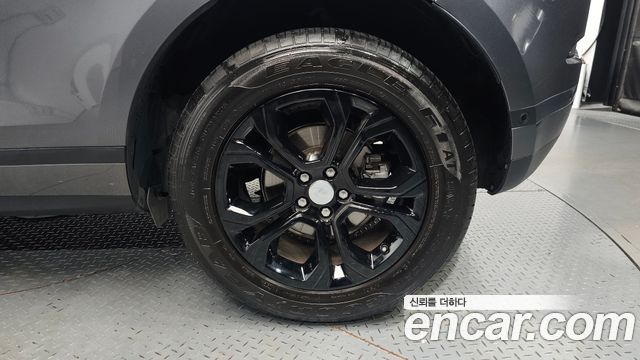 Land Rover Range Rover Evoque 2020 — photo 7