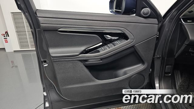Land Rover Range Rover Evoque 2020 — photo 14