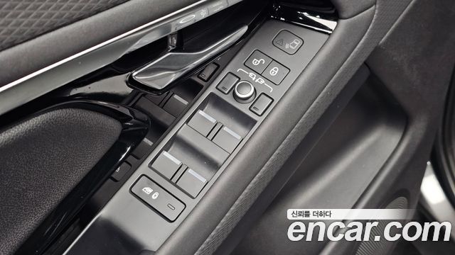 Land Rover Range Rover Evoque 2020 — photo 30