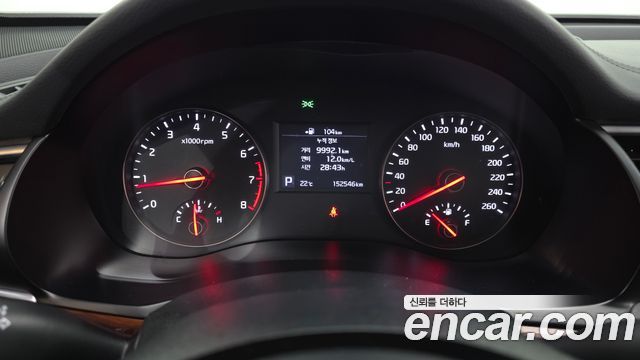 Kia K7 2016 — photo 11