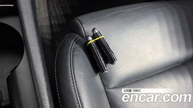 Kia K7 2016 — photo 27