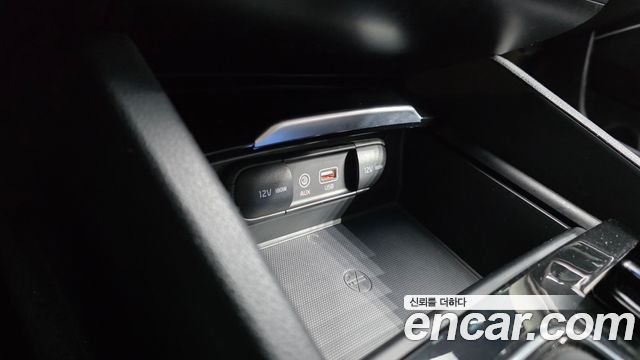 Kia K7 2016 — photo 29