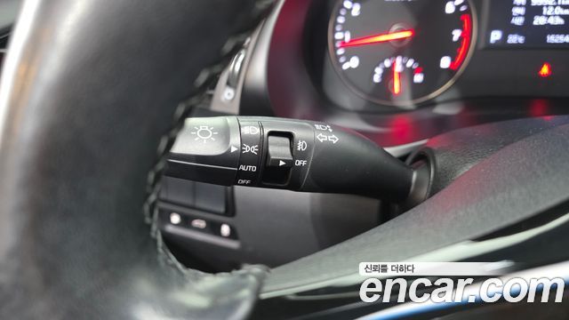 Kia K7 2016 — photo 30