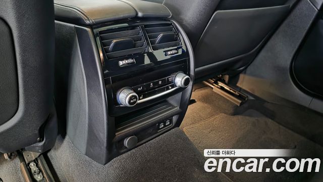 BMW Gran Turismo 2023 — photo 15