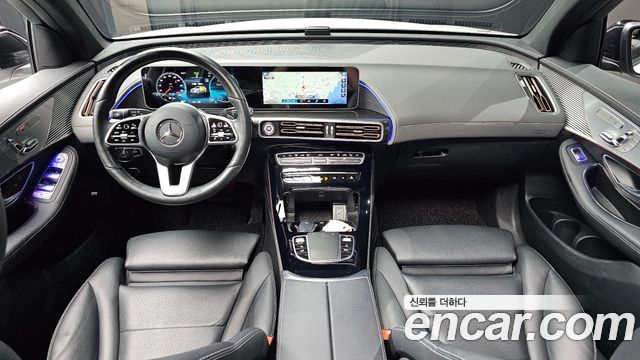 Mercedes-Benz EQC 2020 — photo 10