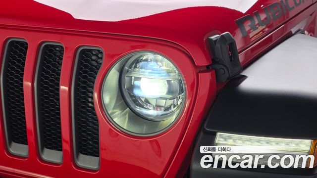 Jeep Wrangler 2021 — photo 8