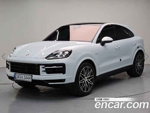Porsche Cayenne 2025 — photo 1