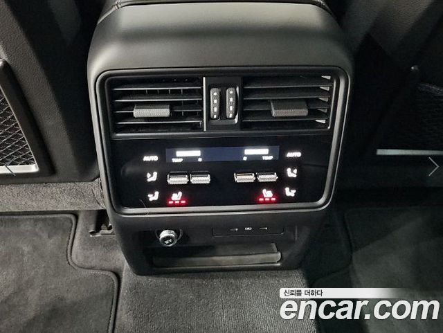 Porsche Cayenne 2025 — photo 13