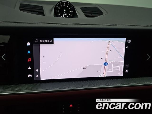 Porsche Cayenne 2025 — photo 15