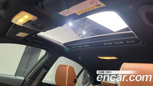 BMW 3-Series 2018 — photo 25