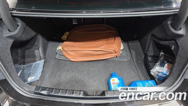 BMW 3-Series 2018 — photo 26