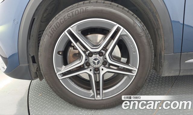 Mercedes-Benz GLA-Class 2021 — photo 5