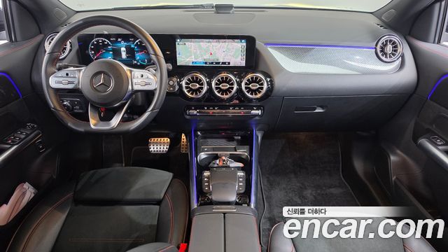Mercedes-Benz GLA-Class 2021 — photo 10