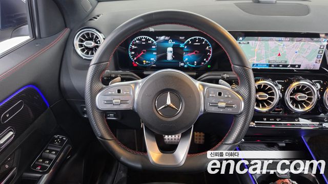 Mercedes-Benz GLA-Class 2021 — photo 19
