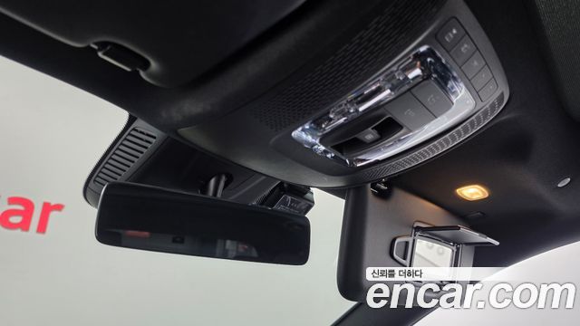 Mercedes-Benz GLA-Class 2021 — photo 27