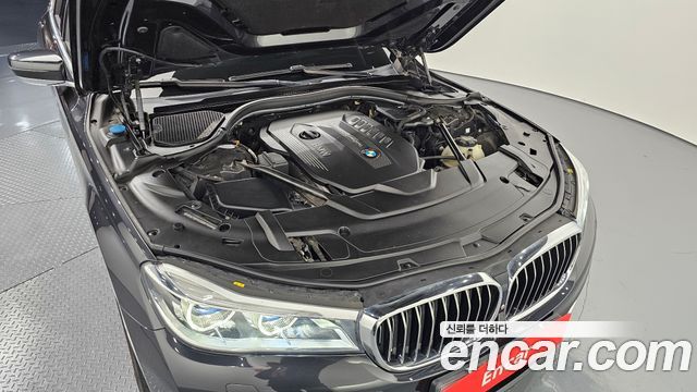 BMW 7-Series 2016 — photo 6