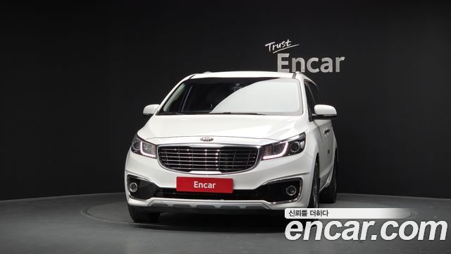 Kia Canival 2015 — photo 3