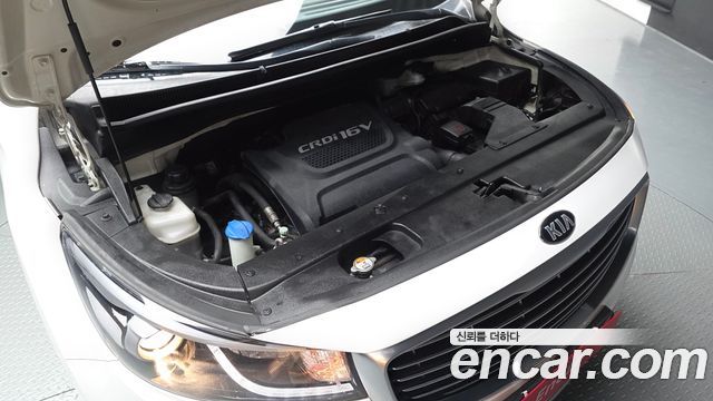 Kia Canival 2015 — photo 6