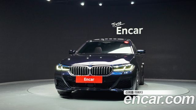 BMW 5-Series 2023 — photo 3