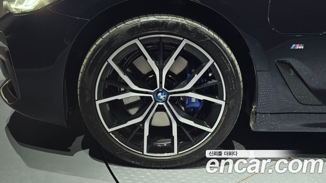 BMW 5-Series 2023 — photo 5