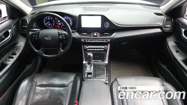 Hyundai Grandeur 2018 — photo 10